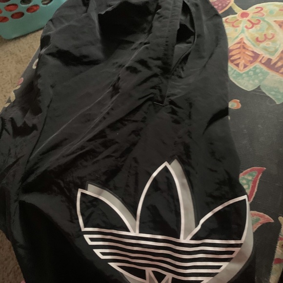 Adidas shorts - Picture 2 of 3